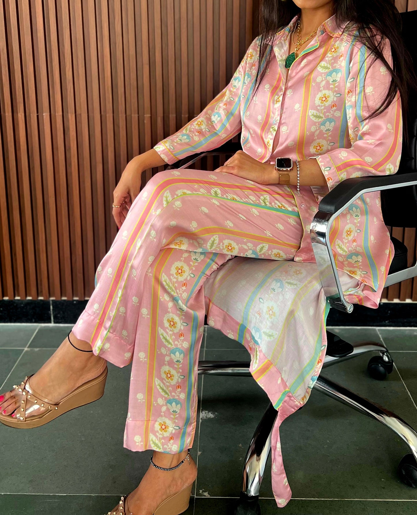 Pink floral hi-lo shirt pant set