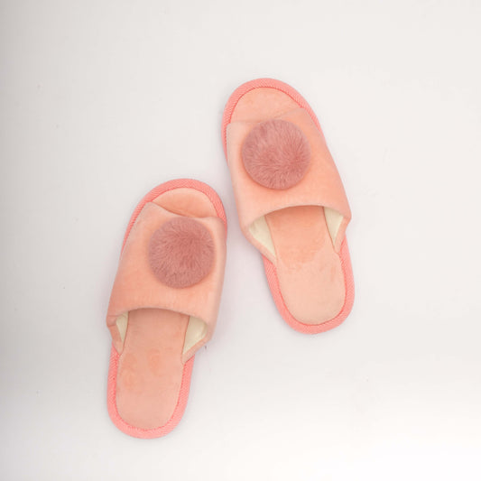Pink fur slipper